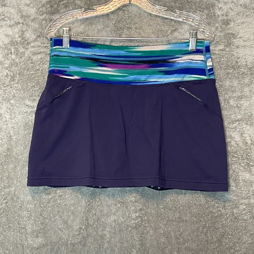 Athleta Women Relay Skort Size M Sporty Chic Sleek Casual Stretch Navy Blue